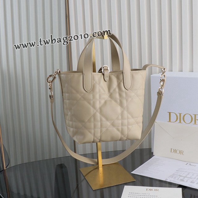 Dior专柜新款迪奥高仿原单原厂级Toujours竖版系列小号胭脂米色M2835菜篮子 djfk1456